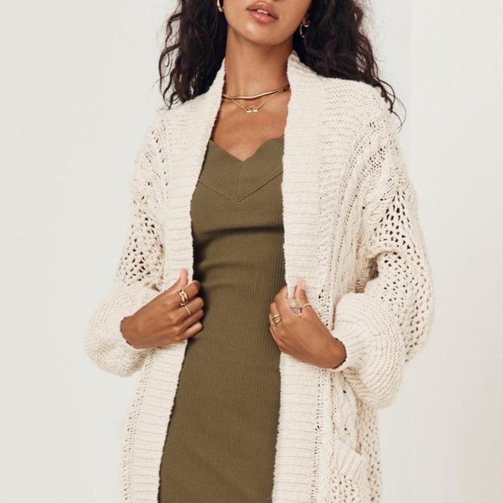 Spell Taletha Cable Cardigan Sweater M/L BNWT FSOT - Picture 13 of 13